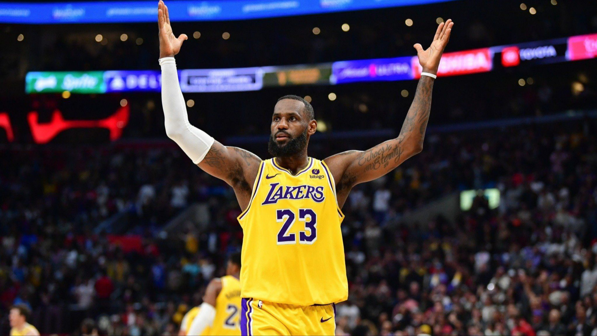 Lebron Džejms nastavlja karijeru u Filadelfiji: I dalje želim da grizem, da se takmičim