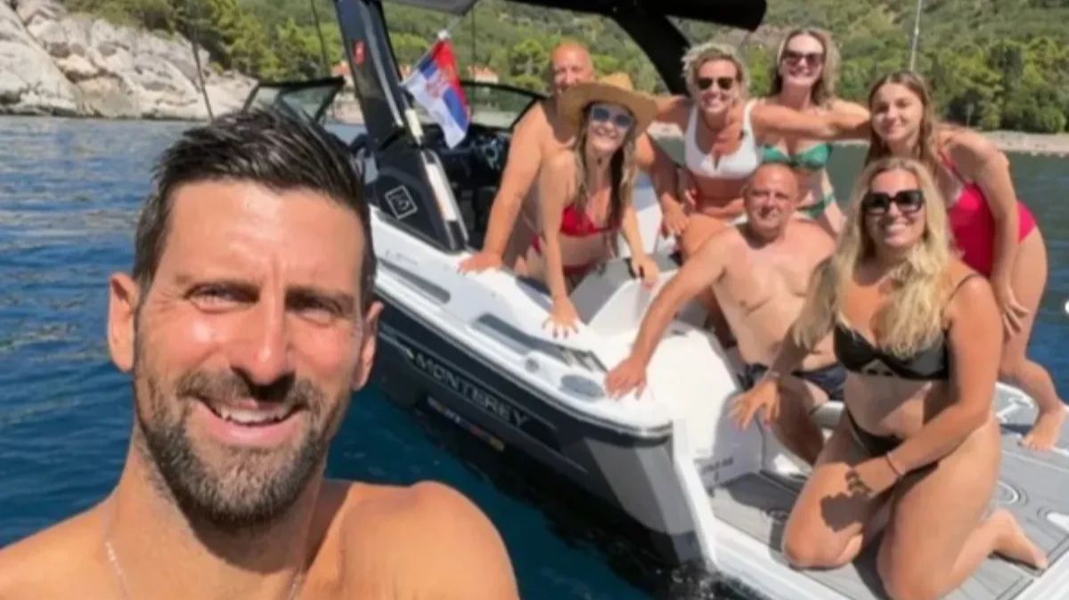 Đoković tražio mir, a onda je usred mora napravio potez za pamćenje